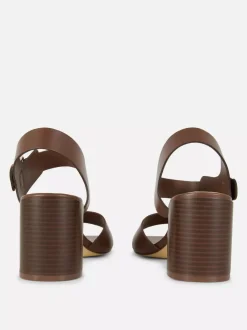 Primark Szpilki<Buty na obcasie klockowym z ozdobnymi oczkami