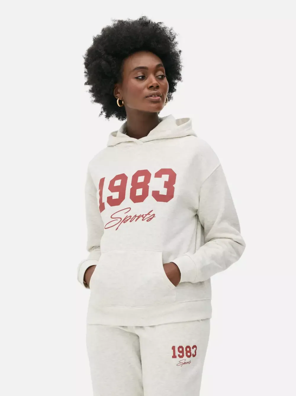 Primark Odzież Domowa I Na Siłownię|Bluzy<Nierozpinana bluza z kapturem i nadrukiem