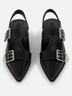 Primark Płaskie Buty<Płaskie spiczaste baleriny z paskiem z oczkami