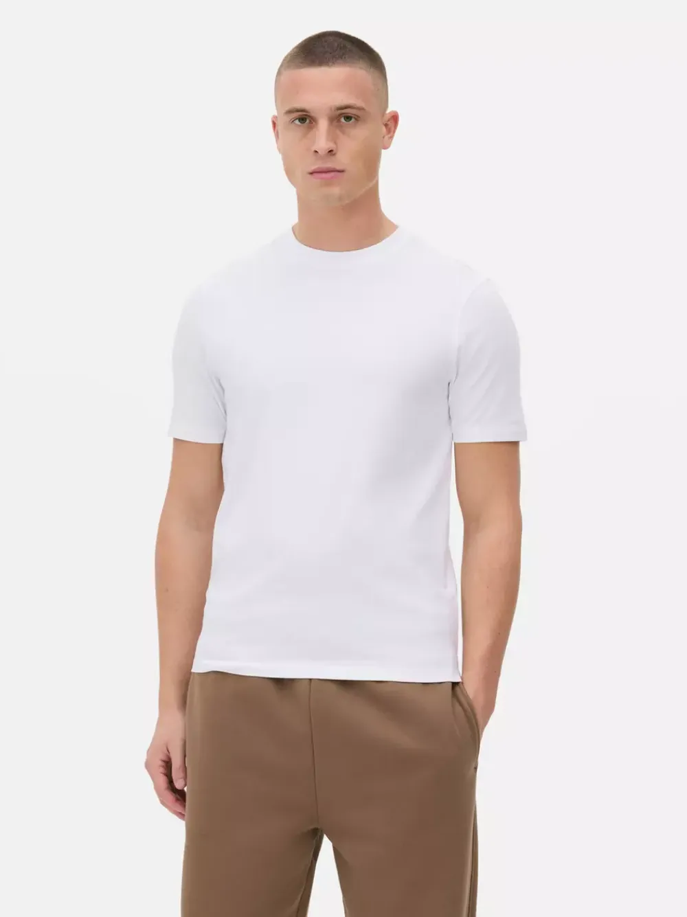 Primark Topy I T-Shirty<T-shirt o kroju slim