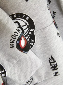 Dzieci Primark Bluzy<Bluza z kapturem z motywem Marvela i NBA Brooklyn Nets