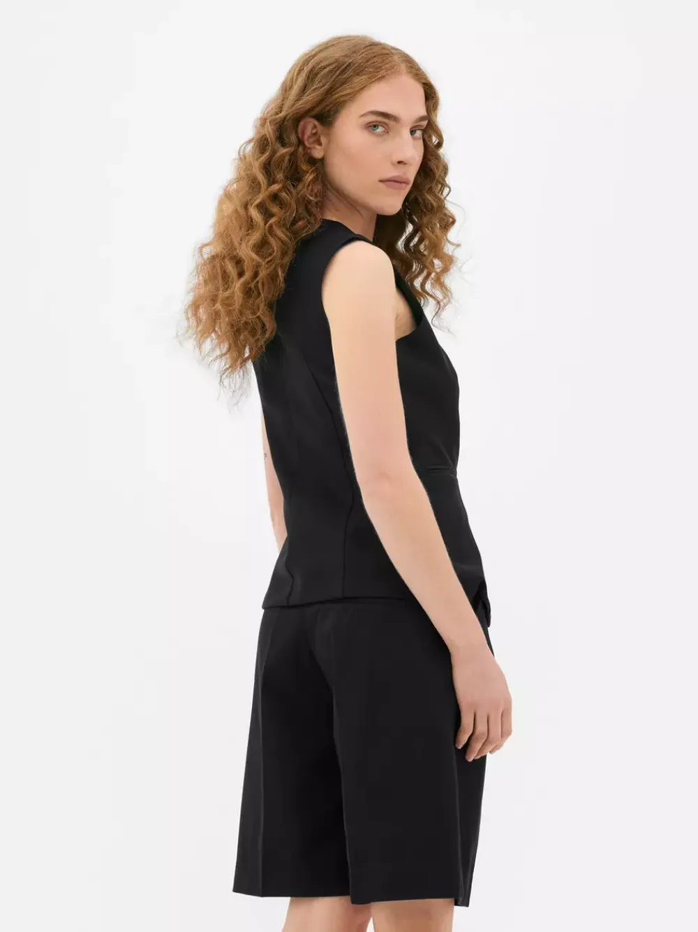 Primark Topy I T-Shirty<Czarna kamizelka o wydłużonym kroju