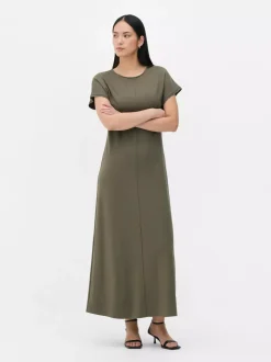 Primark Sukienki<Dżersejowa sukienka midi z krótkim rękawem The Edit