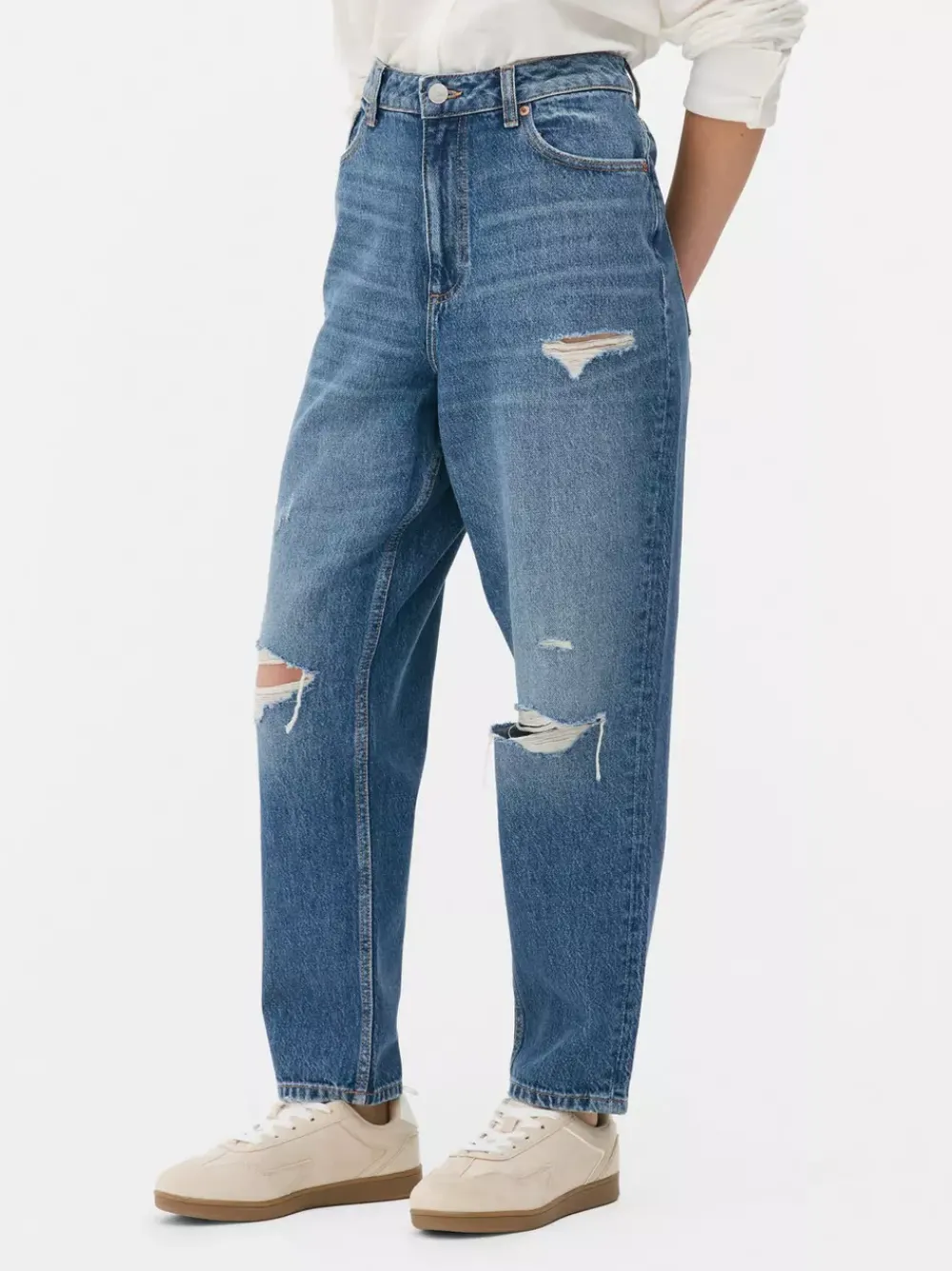 Primark Jeansy<Jeansy typu mom z rozdarciami