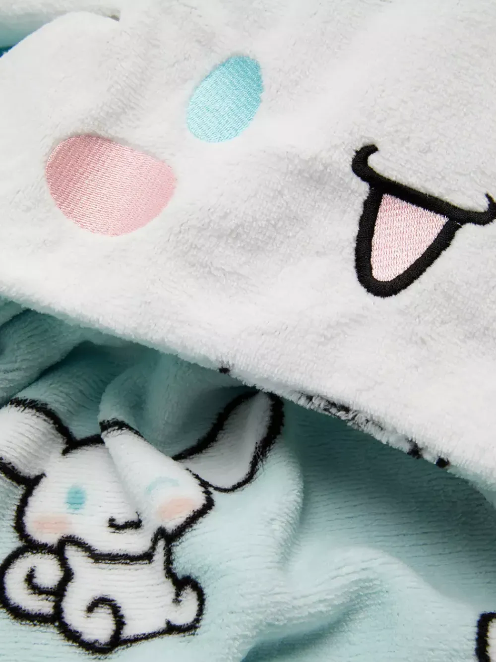 Primark Koce I Narzuty<Koc z kapturem z motywem Cinnamorolla z Hello Kitty