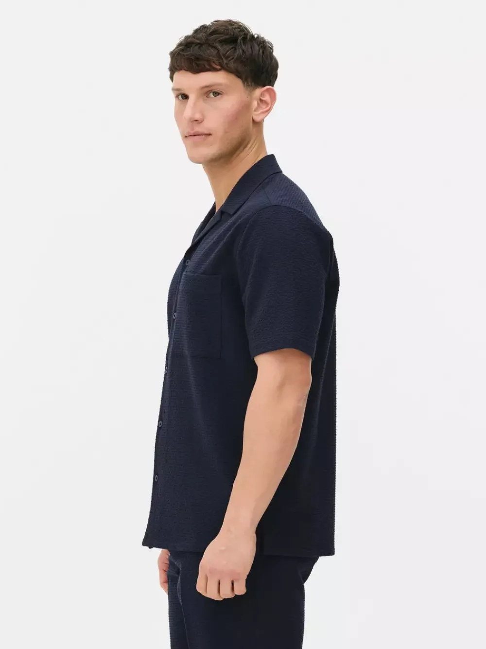 Primark Garnitury I Eleganckie Ubrania|Koszule<Koszula zapinana na guziki z tkaniny seersucker Kem
