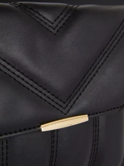 Primark Torby I Portmonetki<Pikowana torebka na ramię ze sztucznej skóry