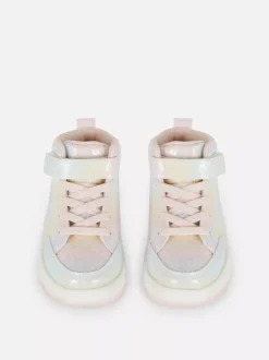 Dzieci Primark Buty Sportowe<Podświetlane wysokie buty sportowe w gwiazdki