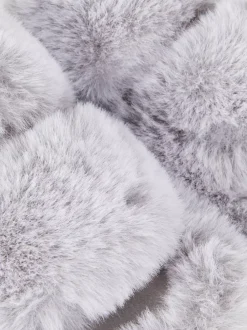 Primark Kapcie<Puszyste kapcie z dwoma paskami