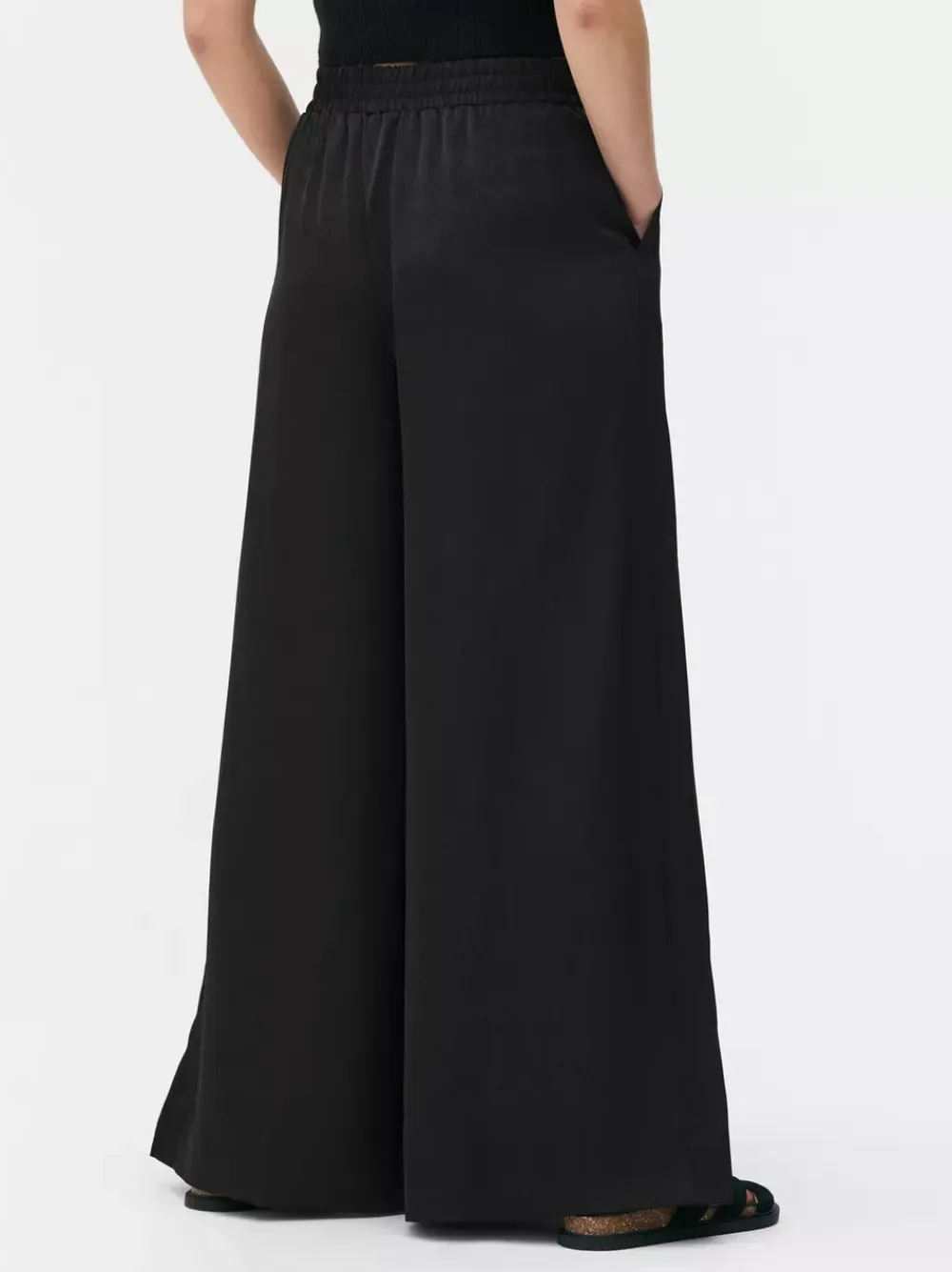 Primark Spodnie I Legginsy<Satynowe spodnie z szeroką nogawką The Edit