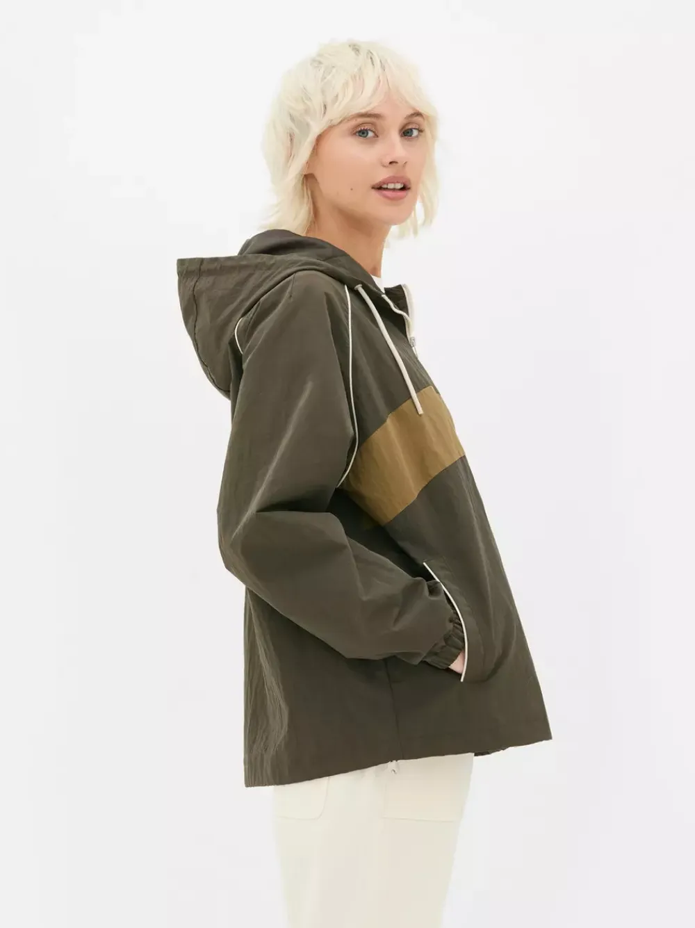 Primark Płaszcze I Kurtki<Sportowa kurtka przeciwdeszczowa w bloki kolorów