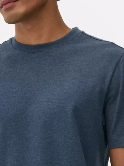 Primark Topy I T-Shirty<T-shirt o kroju slim