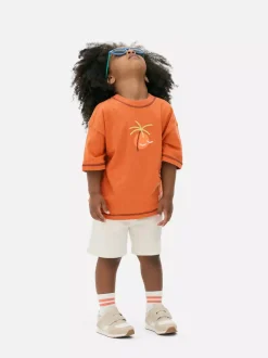 Dzieci Primark Topy I T-Shirty<T-shirt z haftowaną grafiką i kontrastowymi szwami