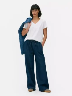 Primark Topy I T-Shirty<T-shirt z krótkim rękawem i dekoltem w serek