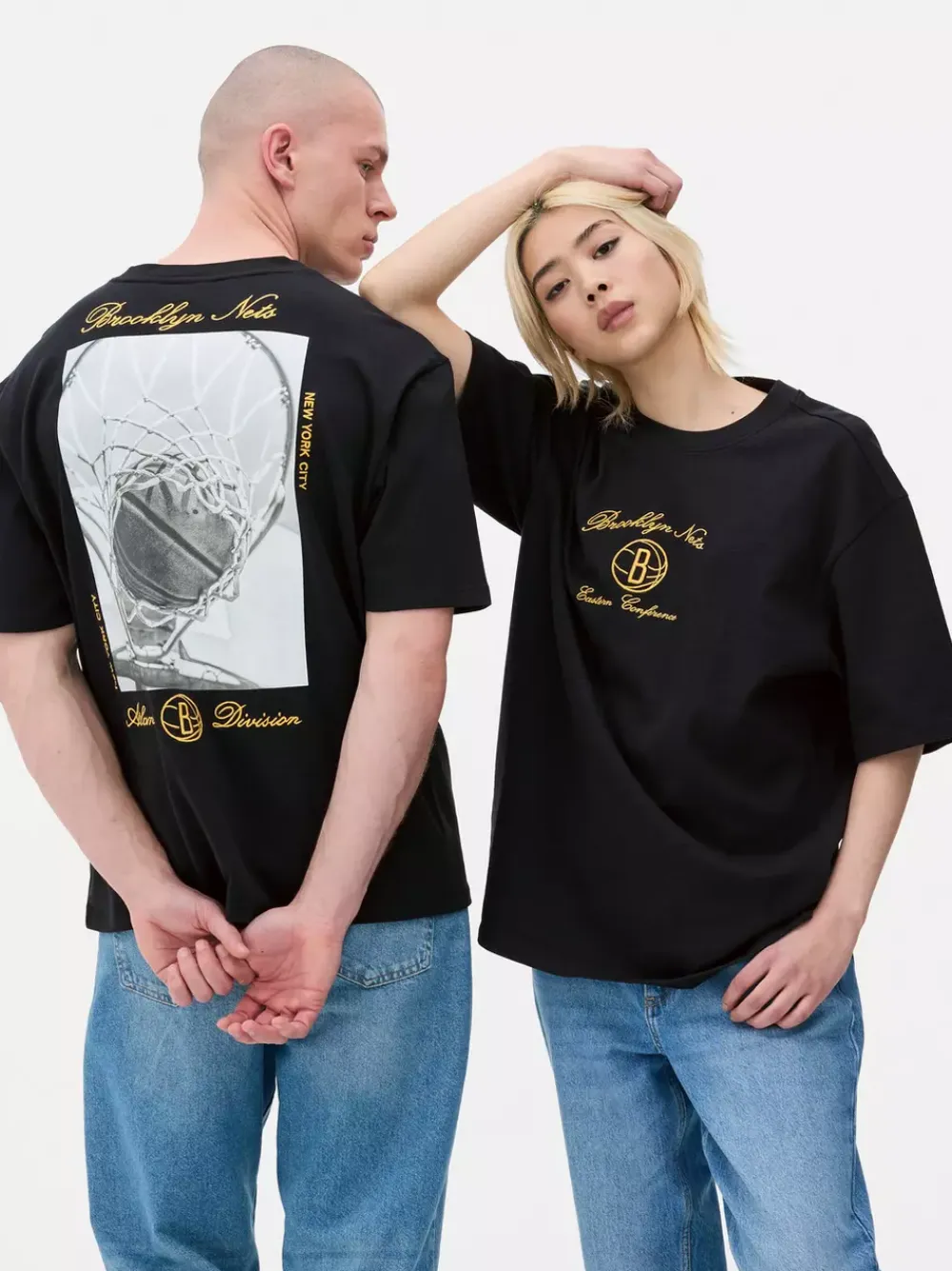 Primark Topy I T-Shirty|Topy I T-Shirty<T-shirt z motywem Brooklyn Nets NBA